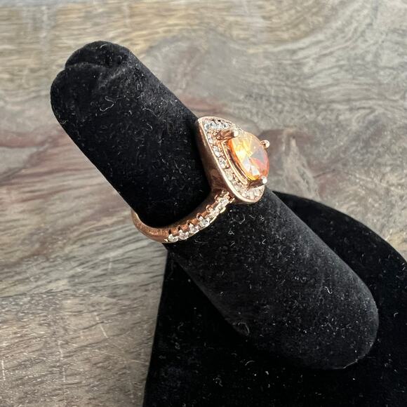 Peach teardrop jewel ring on rose gold band - size 4.75 - Picture 7 of 7